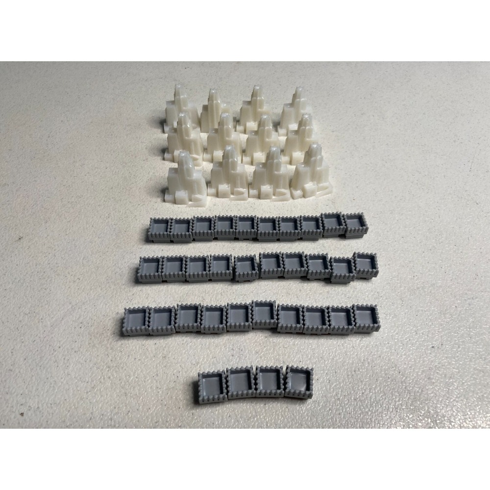 Monopoly Lord of the Rings Trilogy Edition Replacement Parts Houses Hotels